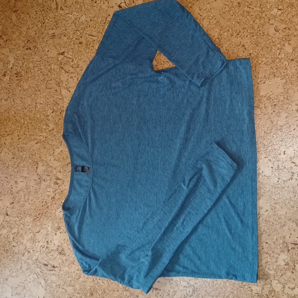 Kyodan Active Heather Blue Longsleeve Crop Top Size L